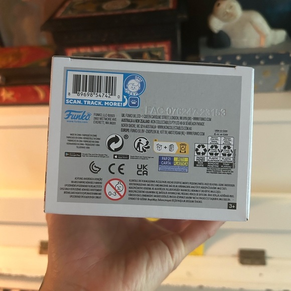 Funko Pop! Disney Princess Ariel Figure - Red, Purple, Green 1012 - Picture 7 of 12